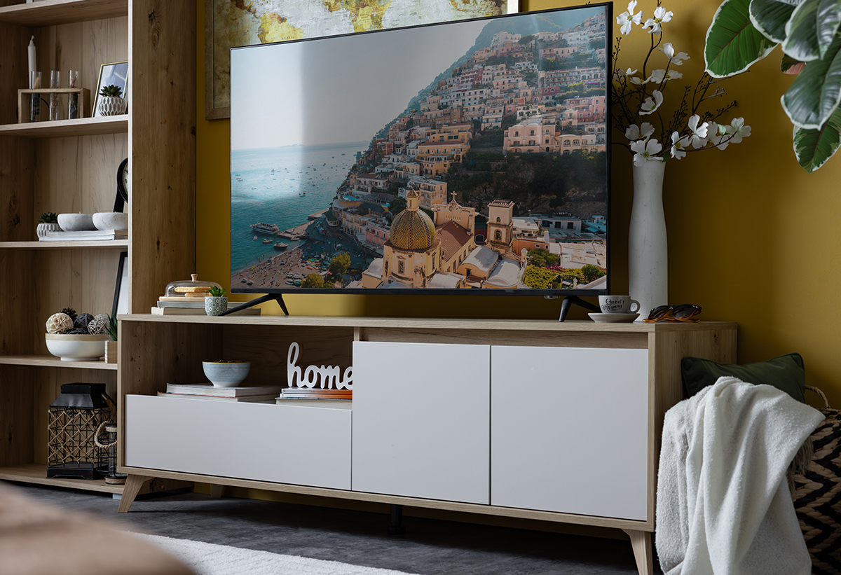 Απεικονίζεται το έπιπλο σε ένα σαλόνι.